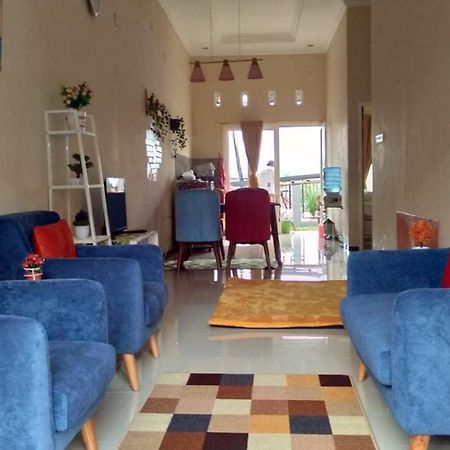Homestay Wahyudi 1 Syariah Tlekung Ngoại thất bức ảnh