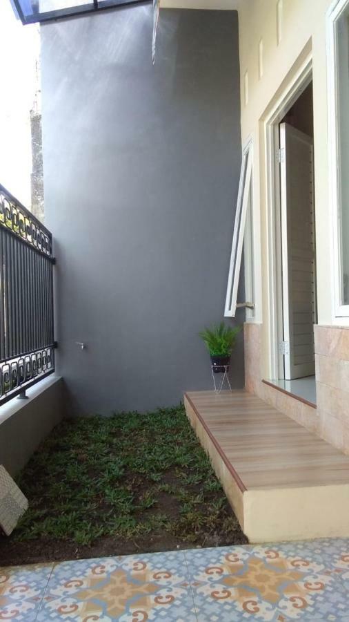 Homestay Wahyudi 1 Syariah Tlekung Ngoại thất bức ảnh